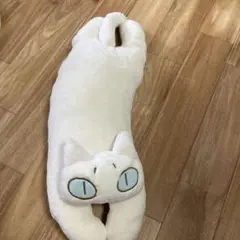 猫のホワイトぬいぐるみ
