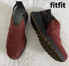 美品☆fitfit クロスインステップスニーカー サイドシップ　外反母趾