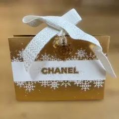 CHANEL チャーム付BOX