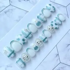 2388.（全サイズ現品販売）マグネット×さくらんぼネイルチップ