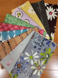 生地　小関鈴子さん柄　10枚　25cm✕25cm