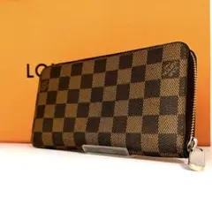 Item thumbnail for item fe6c7e5f-5c62-4ec5-ab7f-c347c9e08737