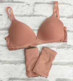 トリンプ　ピンク ブラジャーショーツセット 70B ＆Mサイズ