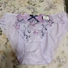 Item thumbnail for item f58ef7ba-6128-45bd-ad2a-bd27653f6597