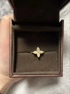 Item thumbnail for item e13ef051-5098-41ce-8f66-37d19651a46d