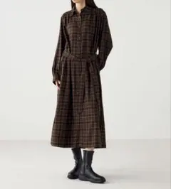 ユニクロ UNIQLO ベルテッドシャツワンピース M ブラウン