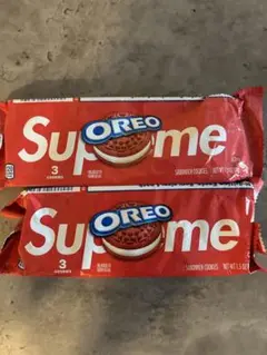 Supreme Oreo サンドイッチクッキー 3個入り