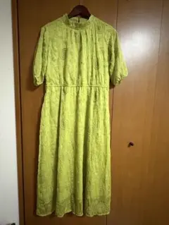 Meridian 刺繍入りロングワンピース