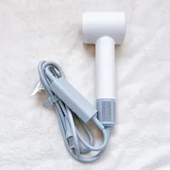 Item thumbnail for item e0bf25d0-9d2c-422a-9008-197da2a99544