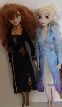 アナと雪の女王　アナ　エルサ　ドール
