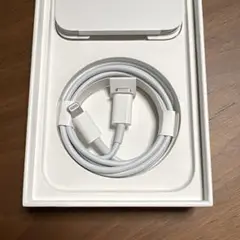 iPhone Lightningケーブル