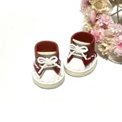 ミニチュアひも靴⑦（ホワイト＆レッド）オビツ11 10cmぬい靴