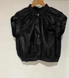 RIM.ARK（リムアーク） Leather like compact vest
