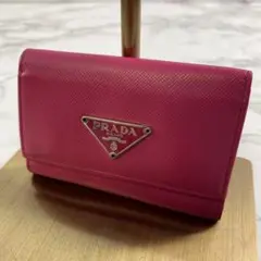 PRADA プラダ ロゴプレート 本革 サフィアーノレザー 6連キーケース
