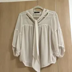 Ciu Ciu ベージュ　ブラウス