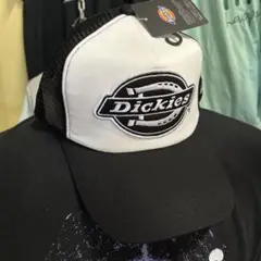 新品　キャップ　Dickies 57〜59㎝ ホワイト　ブラック