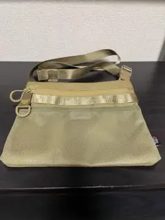 新品【入手困難】サコッシュスモール