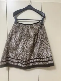 最終お値下げルネ　美品レオパード柄スカート