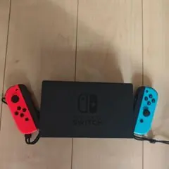 純正Nintendo Switch 赤/青 純正ドック付き 美品？