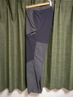 Item thumbnail for item 58554efc-a93f-4d43-bdf2-b004c0d0b5d2