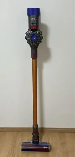 Dyson v11 fluffy コードレス掃除機　ジャンク品 ジャンク品 ダイソン スティック型掃除機 V11 Fluffy Origin
