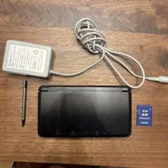 良品　ニンテンドー3DS ブラック 本体 充電器　SDカード付き