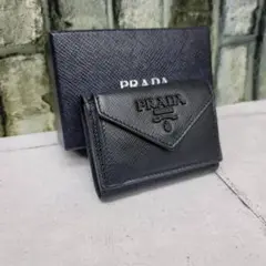 希少 美品 正規品 PRADA サフィアーシャイン 1MH021 プラダ財布