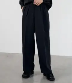 HIGH TWISTED GABA WIDE TUCK SLACKS