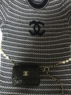 お値下げ2022CHANELパールラムスキンベルトバック