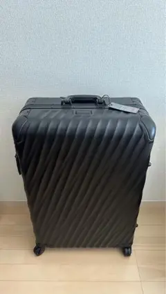 miyamasa様　TUMI 19 DGR ALUM スーツケース84L（中古） miyamasa様 TUMI 19 DGR ALUM スーツケース84L（中古） - メルカリ