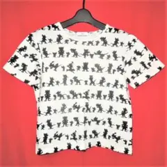 ホワイトTシャツ 総柄