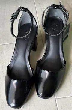 アズール　スクエアトゥセパレートパンプス　Mサイズ