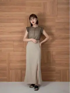 未使用 amiur front slit long tight skirt