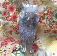 ライオンの置物 王冠付き