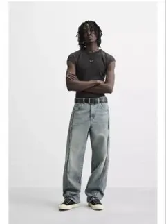 ZARA ステッチ入り　バギーフィットジーンズ