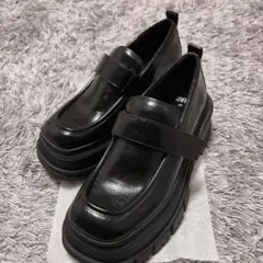 ZARA(プラットフォームローファー　38)