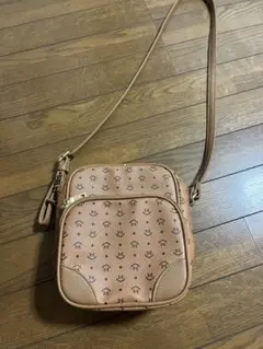 ショルダーバッグ