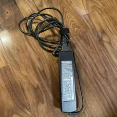 Lenovo AC/DCアダプター PA-1900-56LC