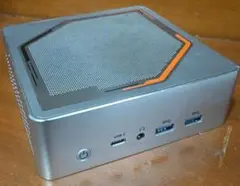 SZBOX-Z88 ミニPC Ryzen8845HS ベアボーン