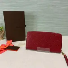 LOUIS VUITTON 未使用近い 赤 アンプラント ジッピー お財布