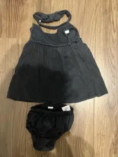 baby GAP 黒 ワンピースとパンツセット 6-12ヶ月