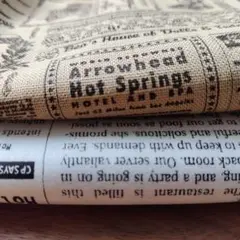 英字新聞調柄コットン生地２柄セット