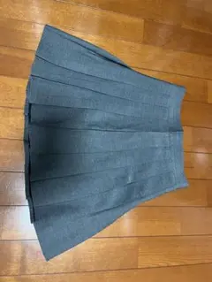 グレー プリーツミニスカート