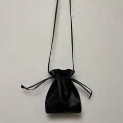 NU+ ポシェット　本革　美品