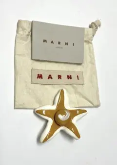 MARNIブローチ ピンアクセサリー 伊製