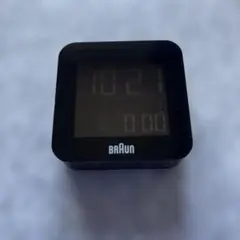 ◆ BRAUN ブラウン　電波時計　デジタル目覚ましトラベルクロック