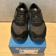 コロンビア　イーストサイドトレイナー