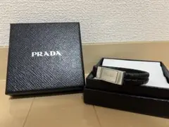 Luis@プロフ必読 様【現行】PRADA ブラック レザーブレスレット Luis@プロフ必読 様【現行】PRADA ブラック レザーブレスレット