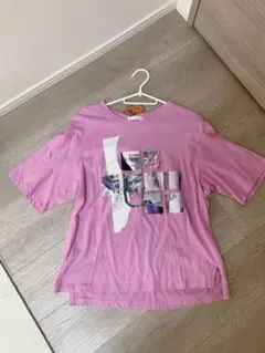 爽やかで可愛いピンクのTシャツ