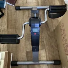 エクササイズバイク デジタルモニター付き　座ったまま